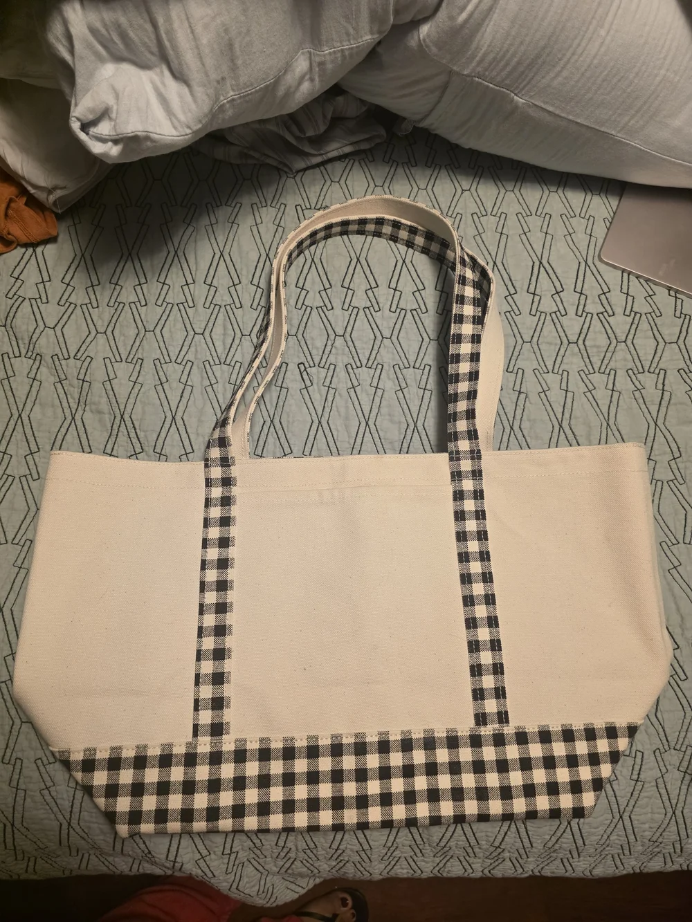 BAGGU